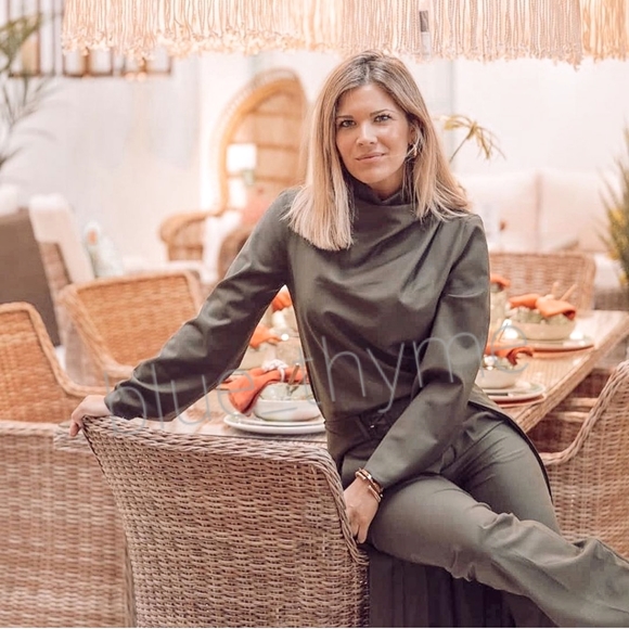 Zara WOMANS Top & Pant 2 Pc Set - Picture 5 of 6